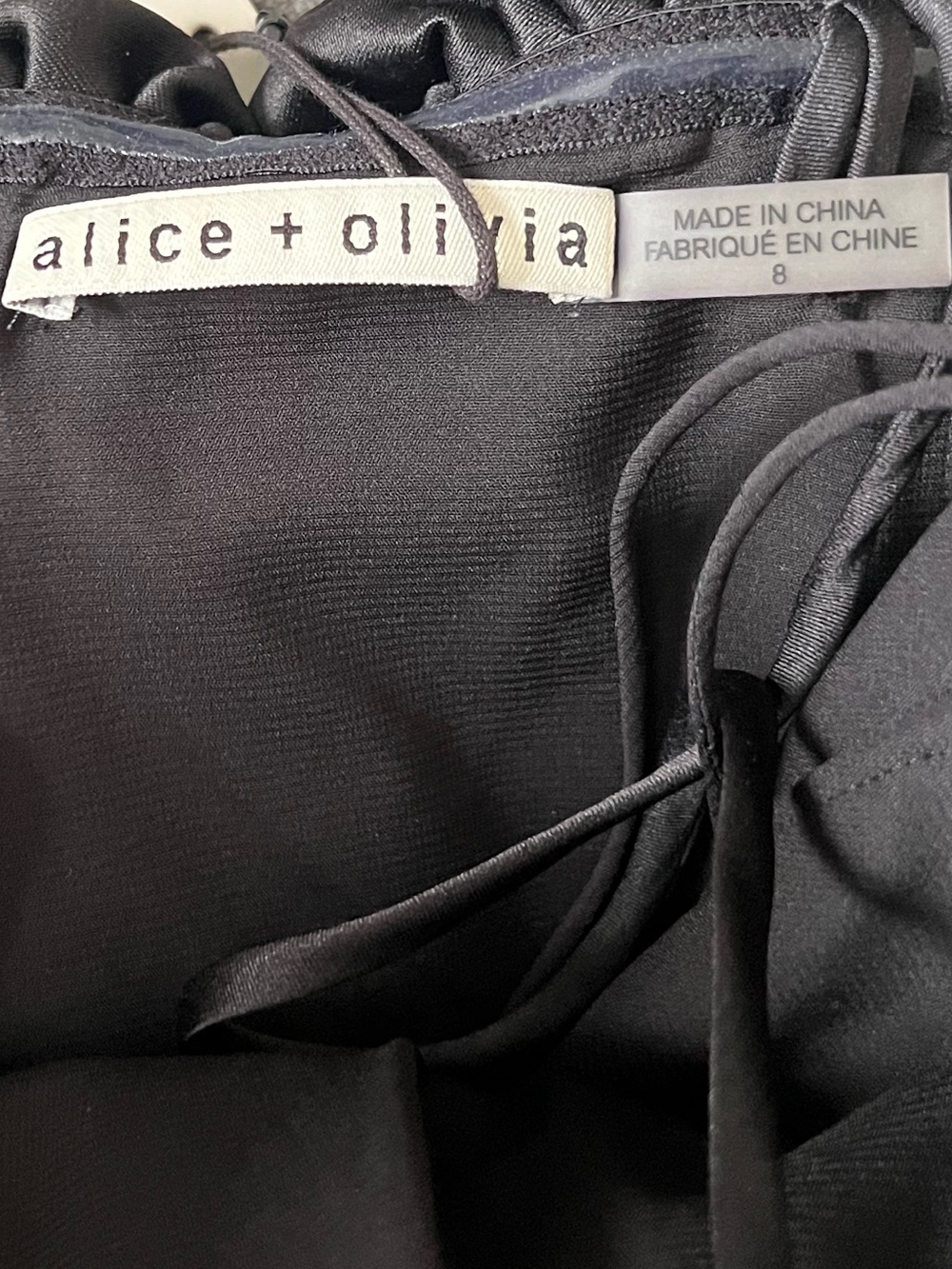Alice Olivia Monrow Ruffle Off-Shoulder Crop Top Sz 8 NWT - Picture 10 of 12
